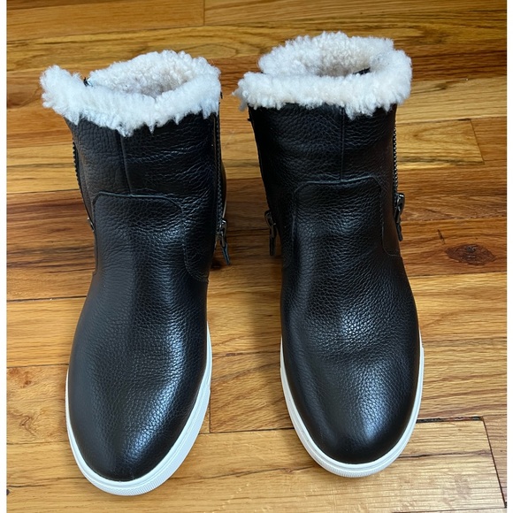 Kenneth Cole Gentle Souls Women’s Ankle Leather and Shearling Lined Boots - Picture 1 of 10